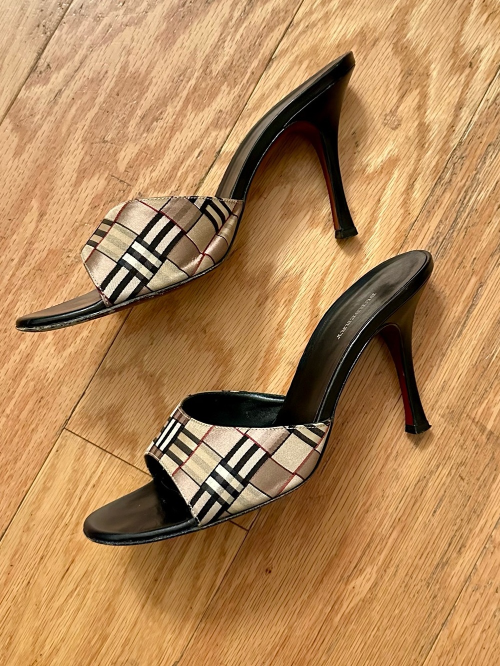 Burberry London Nova Check Plaid Canvas Leather Kitten Heel Slide Sandals 38 - Picture 3 of 15